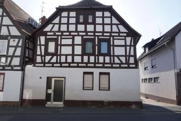 Immobilie in Langen - Historisches Denkmal mit großem Potenzial – Verwirklichen Sie Ihren Wohntraum im Herzen von Langen - Bild 0