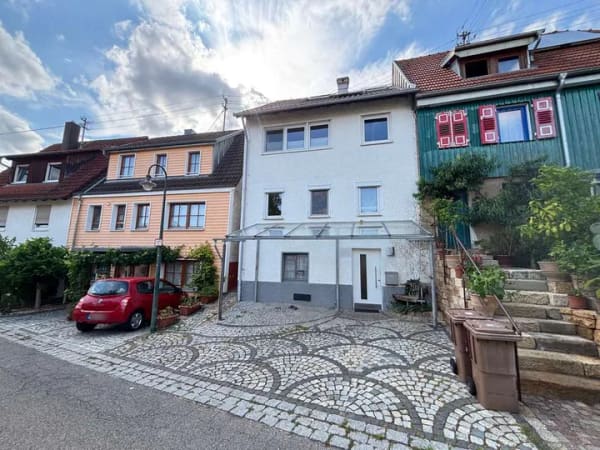 Immobilie in Bempflingen - Charmantes Einfamilienhaus mit Potenzial in ruhiger Wohnlage in Bempflingen - Bild 0