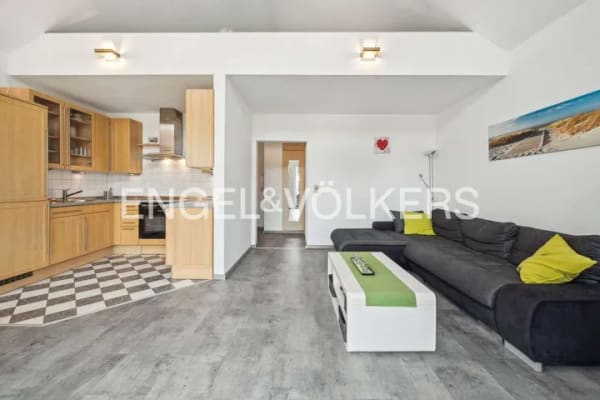 Immobilie in Schwülper - Charmante Maisonette-Wohnung: Stilvoll möblierte 2-Zimmer-Wohnung mit einzigartigem Wohnambiente - Bild 2