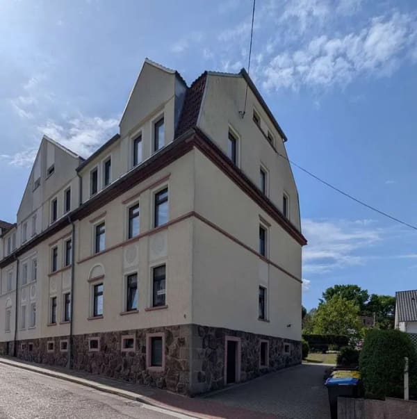 Immobilie in Penig - Solides Mehrfamilienhaus in gefragter Lage von Penig - Bild 1