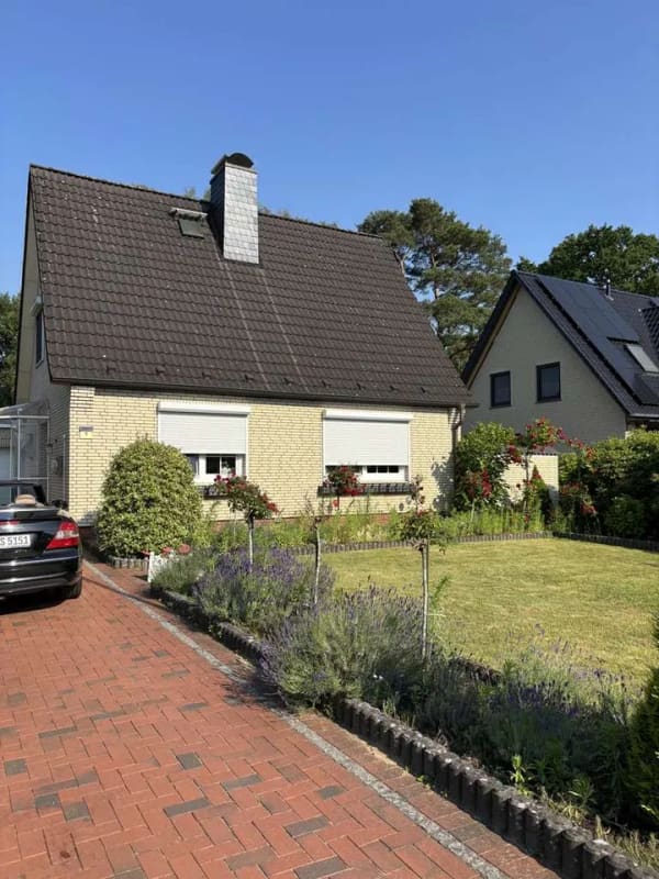 Immobilie in Heist - Für die kleine Familie! - Einfamilienhaus mit Garten und viel Potential vor den Toren Hamburgs! - Bild 2