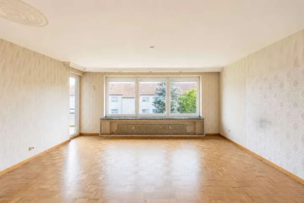 Immobilie in Dormagen - Großzügige Dreizimmer Wohnung mit Garage in zentraler Lage von Dormagen - Bild 2