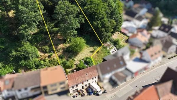 Immobilie in Pirmasens - +++Einfamilienhaus mit großem Naturgrundstück – Ideal für handwerklich Begabte+++ - Bild 0