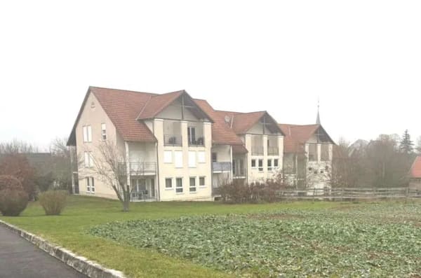 Immobilie in Walldürn - Ländlich wohnen: Circa 45,00m² große 2 Zimmer Wohnung mit Balkon in Glashofen-Walldürn - Bild 0