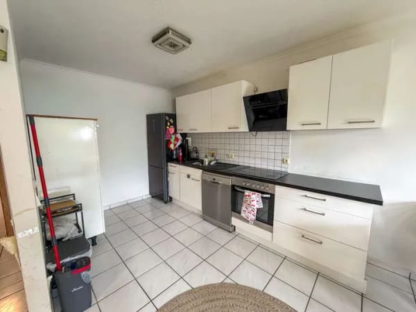 Immobilie in Übach-Palenberg - 3-Zimmer-Wohnung im 1.Obergeschoss mit Balkon, Blick ins Grüne und Außenstellplatz in Boscheln - Bild 2