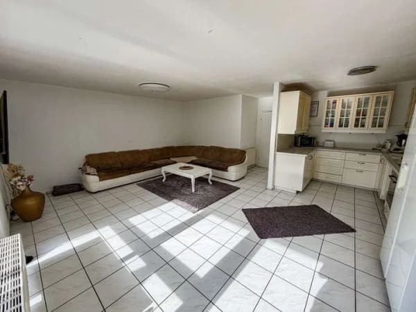 Immobilie in Übach-Palenberg - Kapitalanlage: Drei-Familienhaus in Boscheln mit Garage, Balkonen und Garten - Bild 2