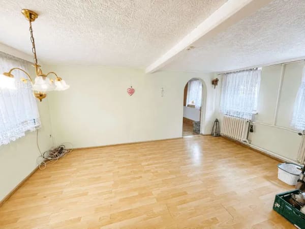 Immobilie in Pegau - Einfamilienhaus mit Ausbaupotenzial, Nebengelasse & Garage in Wiederau - Pegau/ Zwenkau zu verkaufen - Bild 4