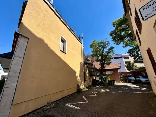 Immobilie in Öhringen - Wohn- und Geschäftshaus mit Gewerbefläche und Wohnungen in zentraler Lage in Öhringen - Bild 4