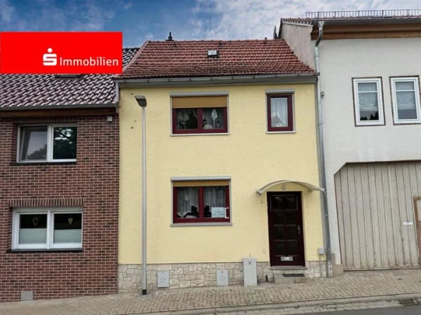 Immobilie in Unstrut-Hainich - Gemütliches Reihenmittelhaus mit Dachterrasse und überdachtem Innenhof - Bild 0