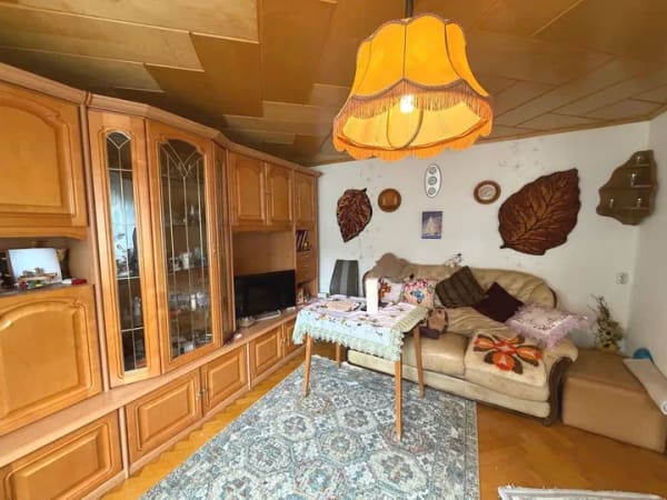 Immobilie in Unstrut-Hainich - Gemütliches Reihenmittelhaus mit Dachterrasse und überdachtem Innenhof - Bild 1
