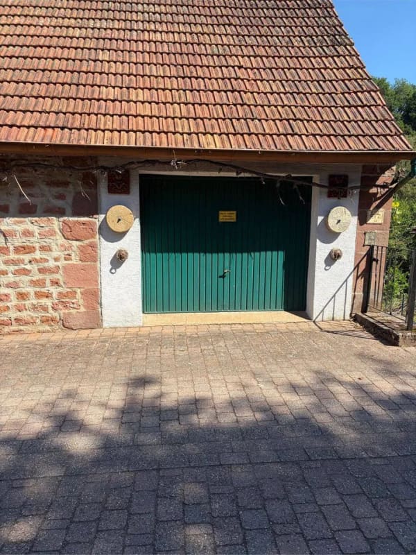 Immobilie in Lemberg - Kleines freistehendes Einfamilienhaus, auch als Ferienhaus geeignet, in idyllischer Lage in Lemberg- Langmühle - Bild 2