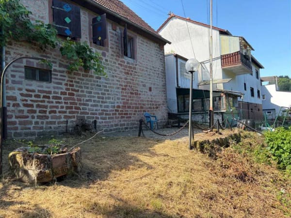 Immobilie in Lemberg - Kleines freistehendes Einfamilienhaus, auch als Ferienhaus geeignet, in idyllischer Lage in Lemberg- Langmühle - Bild 3