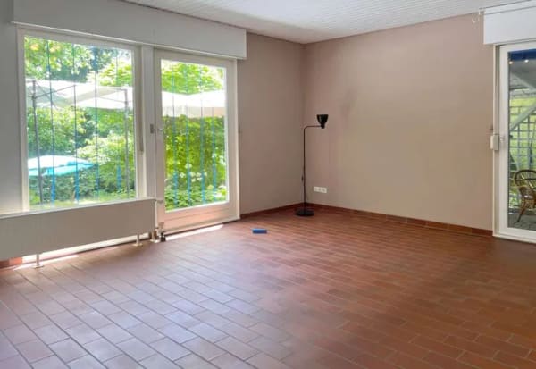 Immobilie in Ebermannstadt - Klein & Fein! Bungalow am Bebauungsrand von Ebermannstadt - Bild 1