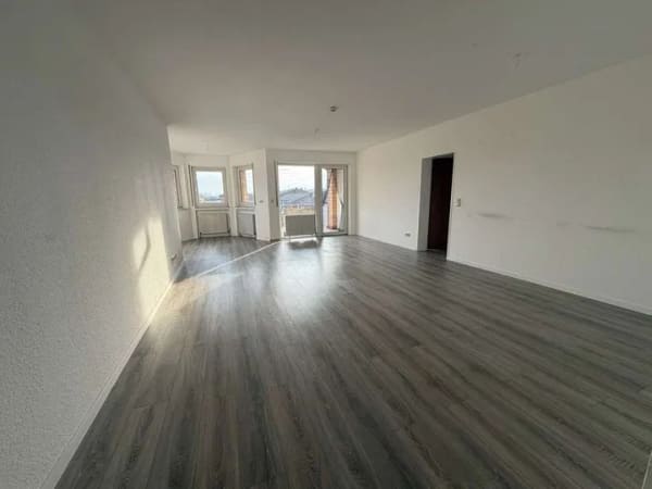 Immobilie in Lollar - Wo Wohnkomfort auf echte Substanz trifft! 🏡 - Bild 1