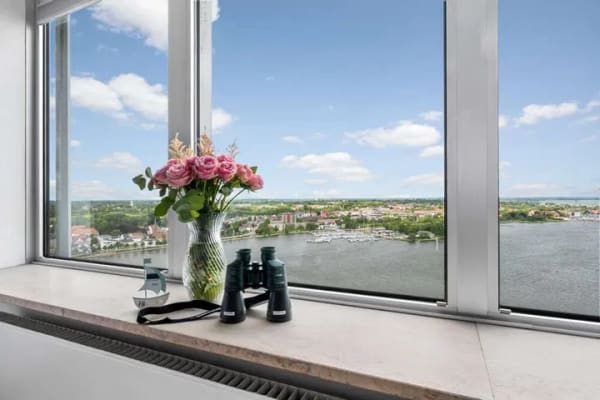 Immobilie in Schleswig - Schlei soweit das Auge reicht – Stilvoll renoviertes Apartment im Wikingturm - Bild 1