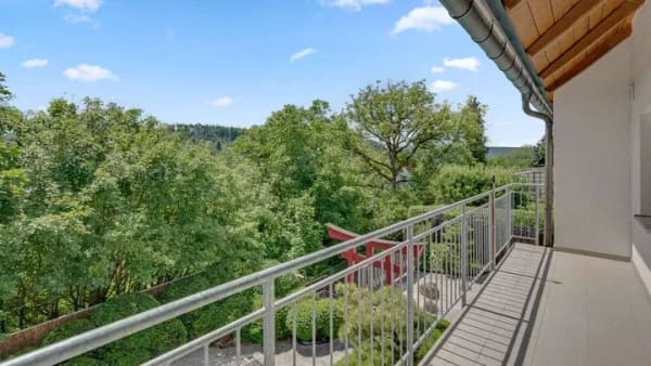 Immobilie in Untersteinach - Panoramatraum! Modernisiertes ZFH mit ELW in ruhiger Lage in Untersteinach (Kulmbach) - Bild 4