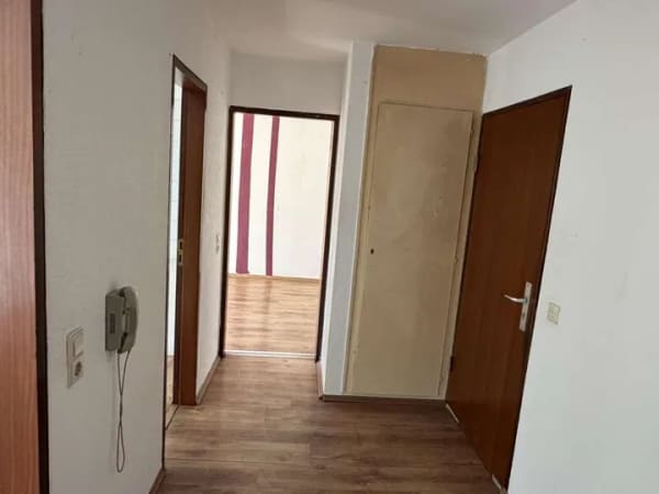 Immobilie in Murrhardt - Sofort frei und bereit für Ihre persönlichen Renovierungen - Bild 4