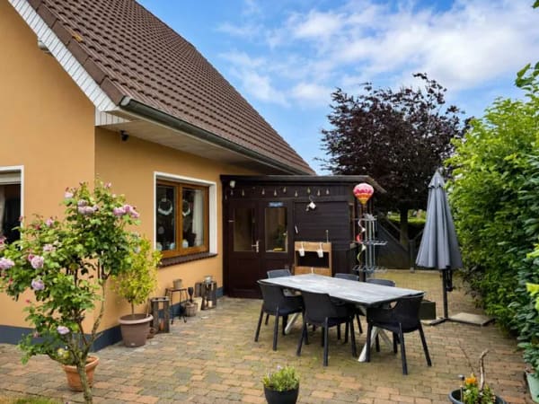 Immobilie in Hopsten - Einfamilienhaus mit Doppelgarage und Garten in ruhiger Lage von Hopsten-Halverde - Bild 2
