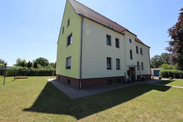 Immobilie in Edemissen - Charmante 3-Zimmer-Wohnung mit Gartenanteil und Garage in ruhiger Lage von Edemissen - Bild 1