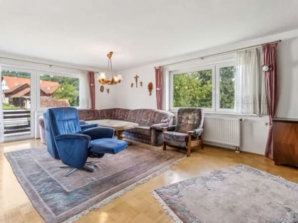 Immobilie in Osterberg - Wohnen, Arbeiten und Gestalten – Immobilie mit Werkstatt und Ausbaupotenzial in Osterberg - Bild 2