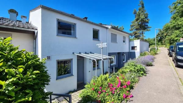 Immobilie in Weissach - Gepflegtes Reihenmittelhaus in ruhiger Lage von Flacht! - Bild 0