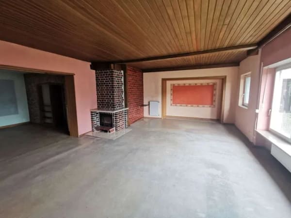 Immobilie in Vilsbiburg - Viel Potenzial in bester Wohnlage – Wohnhaus mit großem Wohnzimmer, Südterrasse und gr.Grundstück - Bild 3