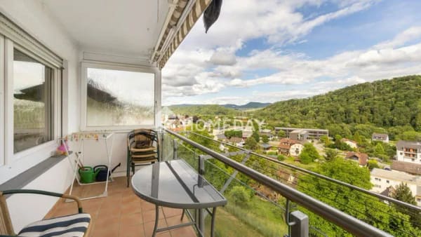Immobilie in Stühlingen - Panoramablick über das Tal: Ihr neues Generationenhaus mit PV & starker Rendite - Bild 2