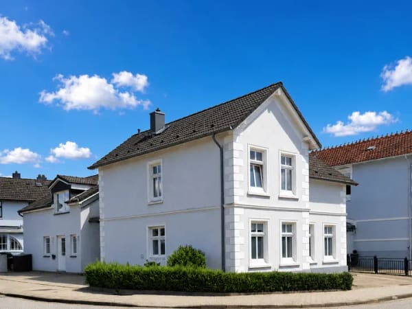 Immobilie in Reinfeld - Attraktives Wohn- und Geschäftshaus in Reinfeld - Bild 1