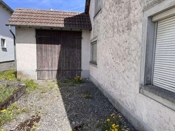 Immobilie in Trochtelfingen - Charmantes Bauernhaus mit historischem Charakter und traumhaftem Grundstück - Bild 4