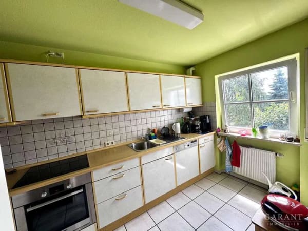 Immobilie in Dornstetten - Lichtdurchflutete 3,5-Zimmer-Wohnung mit Wintergarten-Balkon, Garage und Keller in Dornstetten - Bild 2
