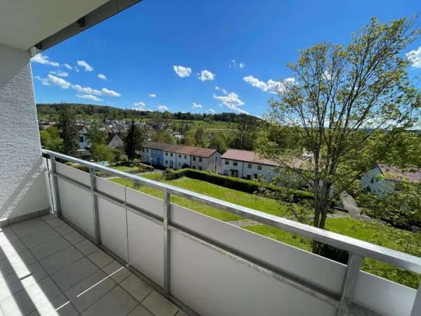 Immobilie in Heimsheim - Helle 1-Zimmer-Wohnung mit Balkon, Keller Außen-Stellplatzz - Bild 0