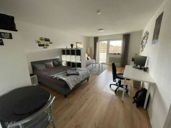 Immobilie in Heimsheim - Helle 1-Zimmer-Wohnung mit Balkon, Keller Außen-Stellplatzz - Bild 3