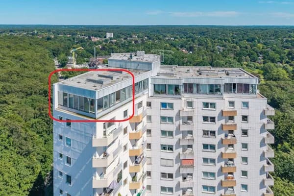 Immobilie in Reinbek - REINBEK - 2-Zimmer-Wohnung mit traumhaftem Panorama-Weitblick - 20. Etage! - Bild 1