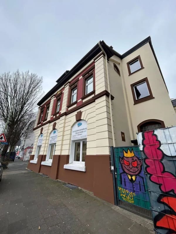 Immobilie in Hagen - Achtung! - Geräumiges Mehrfamilienhaus mit Gewerbeeinheit in Hagen - Ideale Kapitalanlage - Bild 1