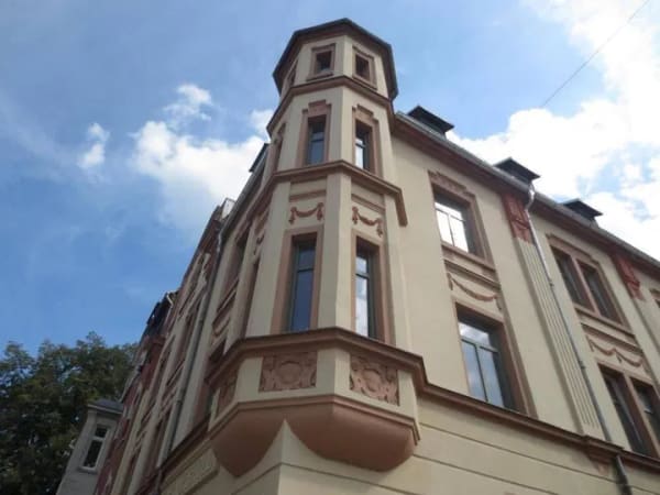 Immobilie in Lengenfeld - Objekt-Nr.: 32124 - Paketangebot! 2 vermietete 2-Zimmer-ETW mit Wanne und Balkon in Denkmalschutzobjekt Lengenfeld - Bild 0