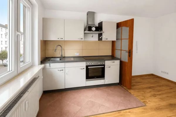 Immobilie in Hornberg - Kompakte 1,5 Zimmer Wohnung in Hornberg mit optimaler Raumaufteilung für Singles oder Anleger! - Bild 1