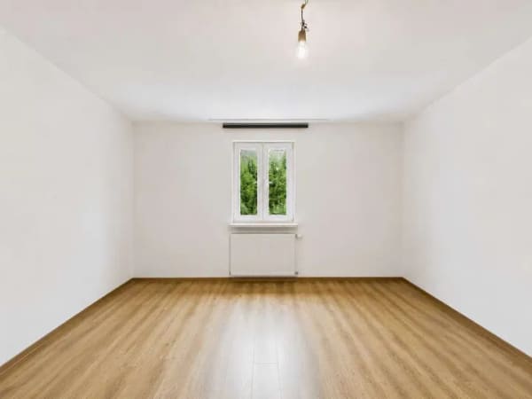 Immobilie in Hornberg - Attraktive 3 Zimmer Wohnung mit Balkonzugang und flexibler Nutzung in Hornberg! - Bild 4