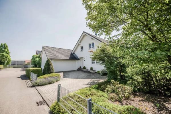 Immobilie in Kirchdorf an der Iller - Ruhiges Wohnen, großer Garten – das ideale Familienhaus - Bild 2