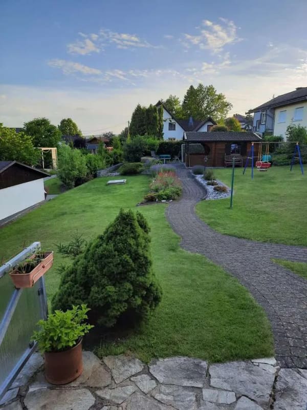 Immobilie in Wissen - Wissen, großes Wohnhaus (ZFH) mit schönem Garten in ruhiger Lage am Waldrand - Bild 3