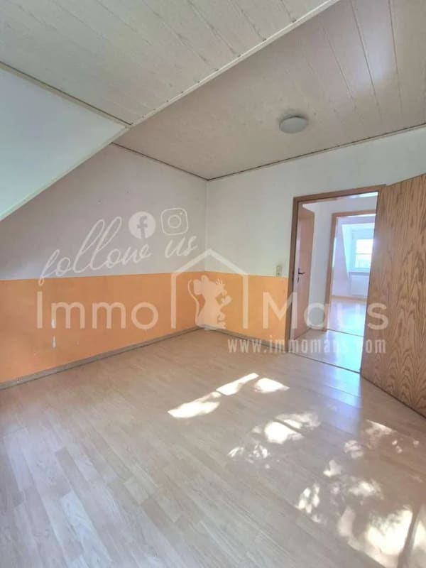 Immobilie in Werdohl - Gemütliches Wohnen mit Stil – Dachgeschosswohnung mit Garage - Bild 4