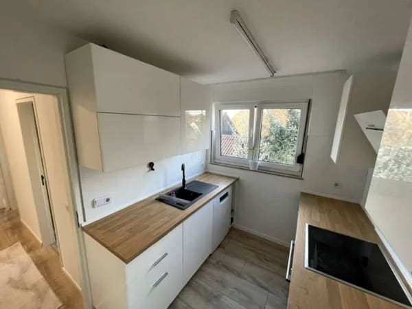 Immobilie in Erdmannhausen - Top-Kapitalanlage mit 4,84 % Rendite: Renovierte 4-Zi.-Wohnung mit Stellplatz und S-Bahn-Anbindung - Bild 3
