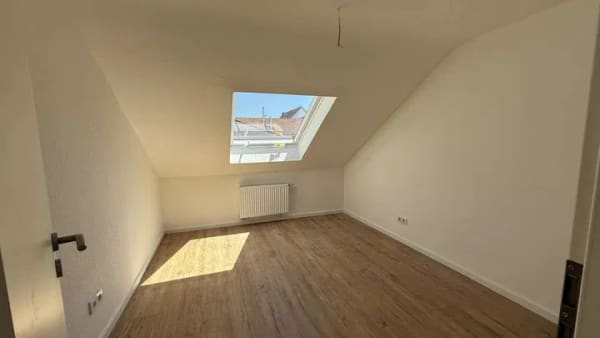 Immobilie in Nußloch - Frisch sanierter Wohntraum mit Weitblick - Erstbezug nach Komplettmodernisierung! - Bild 4