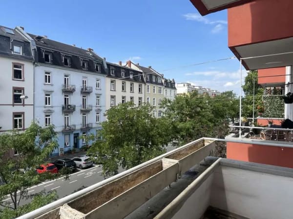 Immobilie in Frankfurt am Main - Gemütliche 2-Zimmer-Wohnung mit viel Potenzial in Frankfurt-Bockenheim - Bild 0