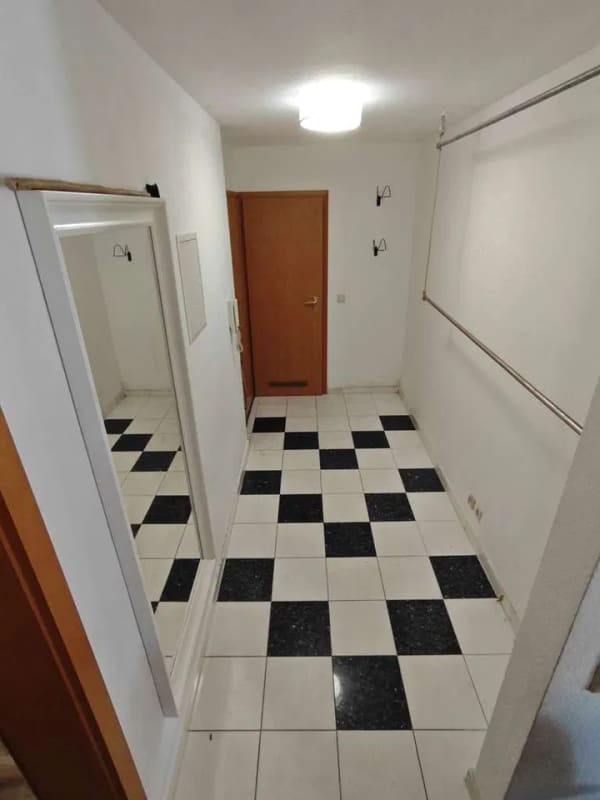 Immobilie in Pleidelsheim - 94 m² EG-Whg., Terrasse, TG, Pleidelsheim  - ruhig und geräumig - - Bild 1