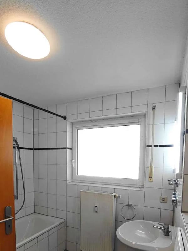 Immobilie in Pleidelsheim - 94 m² EG-Whg., Terrasse, TG, Pleidelsheim  - ruhig und geräumig - - Bild 4