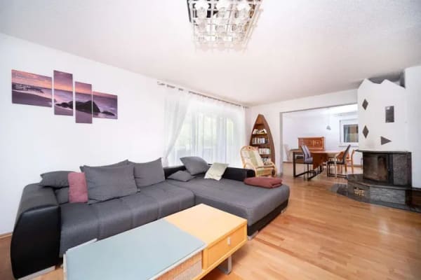 Immobilie in Unterkirnach - Großzügiges Zuhause für eine große Familie mit Einliegerwohnung - Bild 1