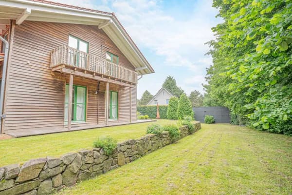 Immobilie in Neuenkirchen-Vörden - Holzhaus-Charme trifft Wohnkomfort in toller Lage - Bild 4