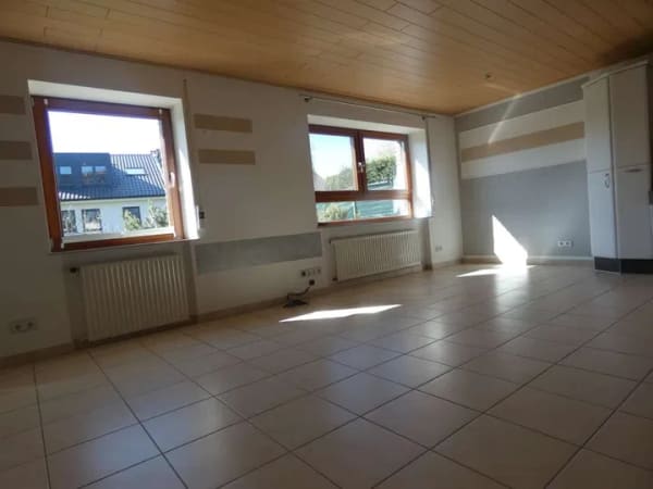 Immobilie in Ispringen - Ispringen - beste Wohnlage - attraktive 3-Zimmer-Gartenwohnung mit Terrasse u.  Gartenanteil! - Bild 4