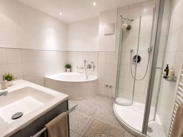 Immobilie in Bergrheinfeld - Familientraum mit Garten - großzügige Maisonettewohnung über 2 Ebenen mit Terrasse und 2 Bädern - Bild 3