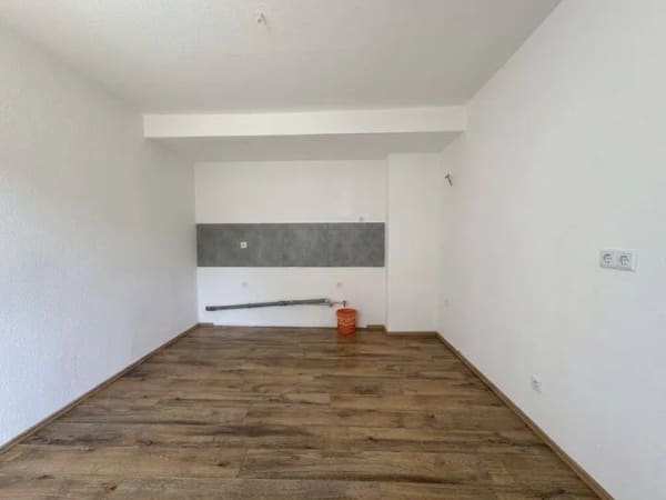 Immobilie in Schöningen - 8,9 % Rendite: 4-Parteienhaus mit 4 Garagen - Bild 3